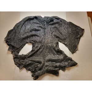 Akaiv‎ V-neck Metallic Silver And Black Size M Romper Shorts